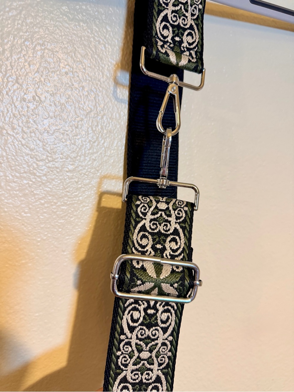 Interchangeable Embroidered Bag Strap - Green and Black - Picture 3 of 4